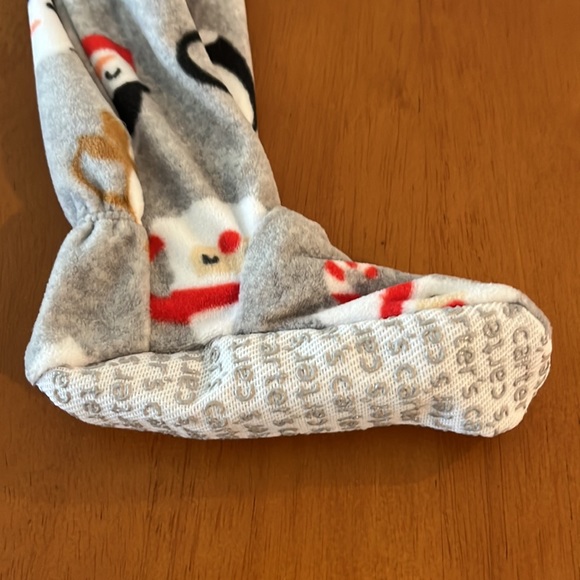 Carters 18 months one piece - Picture 4 of 5